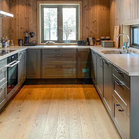 4 Bedroom Amazing In Bjorli